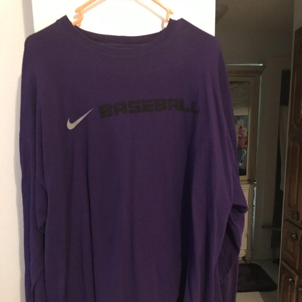 Men's Nike 100% cotton shirt, XXL, deep purple.